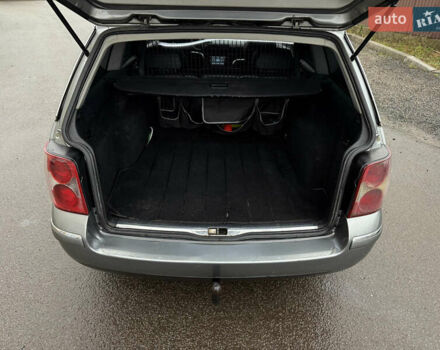 Сірий Фольксваген Пассат, об'ємом двигуна 1.9 л та пробігом 350 тис. км за 4450 $, фото 12 на Automoto.ua