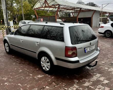 Серый Фольксваген Пассат, объемом двигателя 1.6 л и пробегом 249 тыс. км за 3650 $, фото 3 на Automoto.ua