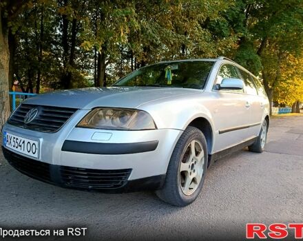 Серый Фольксваген Пассат, объемом двигателя 1.8 л и пробегом 324 тыс. км за 3750 $, фото 1 на Automoto.ua