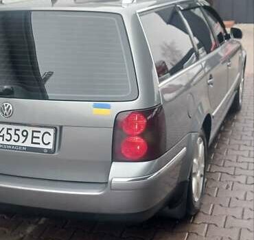 Серый Фольксваген Пассат, объемом двигателя 1.8 л и пробегом 320 тыс. км за 5900 $, фото 2 на Automoto.ua