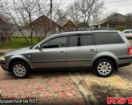 Серый Фольксваген Пассат, объемом двигателя 1.6 л и пробегом 270 тыс. км за 3950 $, фото 1 на Automoto.ua