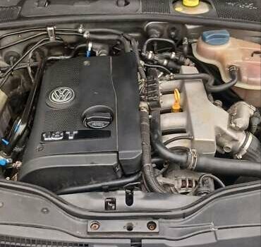 Серый Фольксваген Пассат, объемом двигателя 1.8 л и пробегом 320 тыс. км за 5900 $, фото 7 на Automoto.ua