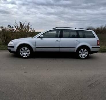 Серый Фольксваген Пассат, объемом двигателя 1.78 л и пробегом 194 тыс. км за 4800 $, фото 2 на Automoto.ua