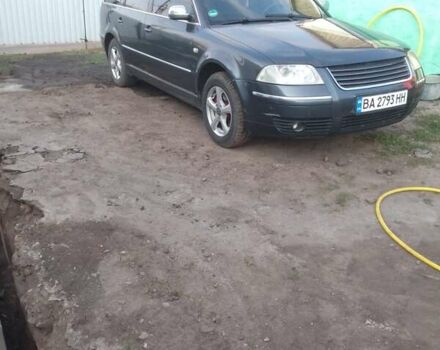 Серый Фольксваген Пассат, объемом двигателя 1.6 л и пробегом 250 тыс. км за 5050 $, фото 1 на Automoto.ua