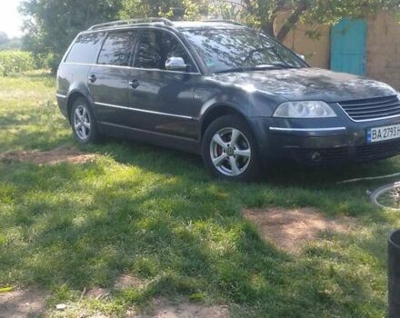 Серый Фольксваген Пассат, объемом двигателя 1.6 л и пробегом 250 тыс. км за 5050 $, фото 3 на Automoto.ua