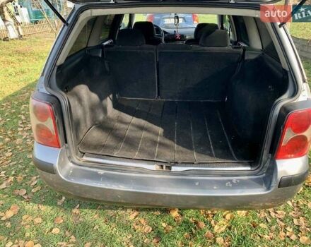 Серый Фольксваген Пассат, объемом двигателя 1.9 л и пробегом 350 тыс. км за 4050 $, фото 4 на Automoto.ua