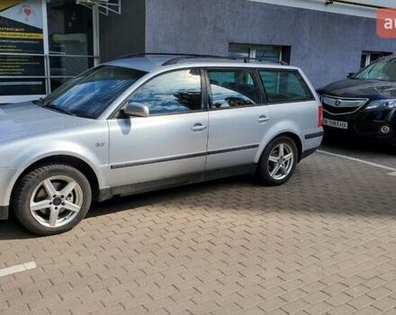 Сірий Фольксваген Пассат, об'ємом двигуна 1.6 л та пробігом 220 тис. км за 4400 $, фото 1 на Automoto.ua