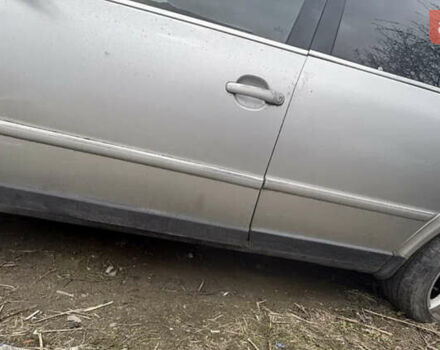 Серый Фольксваген Пассат, объемом двигателя 2.5 л и пробегом 222 тыс. км за 2100 $, фото 7 на Automoto.ua