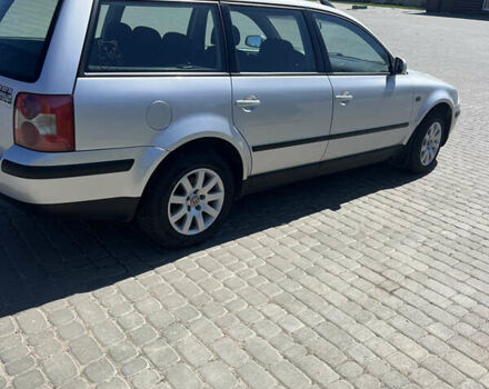 Серый Фольксваген Пассат, объемом двигателя 1.6 л и пробегом 232 тыс. км за 5000 $, фото 14 на Automoto.ua