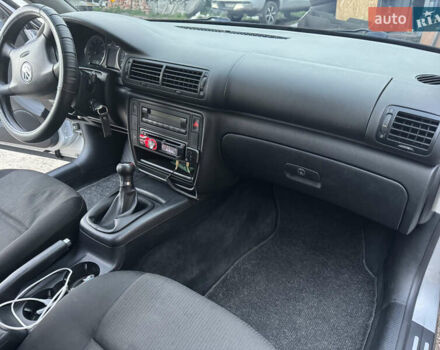 Серый Фольксваген Пассат, объемом двигателя 1.6 л и пробегом 222 тыс. км за 5200 $, фото 10 на Automoto.ua