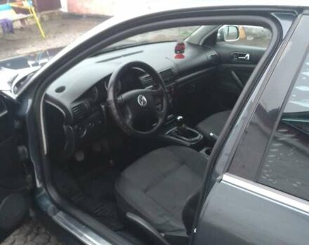 Серый Фольксваген Пассат, объемом двигателя 1.6 л и пробегом 250 тыс. км за 5050 $, фото 19 на Automoto.ua