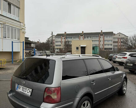 Сірий Фольксваген Пассат, об'ємом двигуна 1.9 л та пробігом 350 тис. км за 4450 $, фото 5 на Automoto.ua