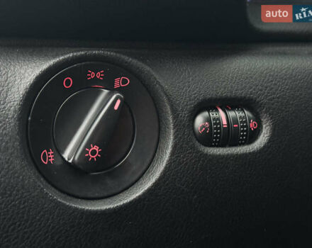 Серый Фольксваген Пассат, объемом двигателя 2 л и пробегом 254 тыс. км за 3990 $, фото 12 на Automoto.ua