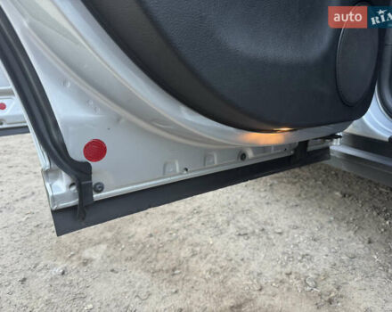 Серый Фольксваген Пассат, объемом двигателя 1.6 л и пробегом 222 тыс. км за 5200 $, фото 16 на Automoto.ua