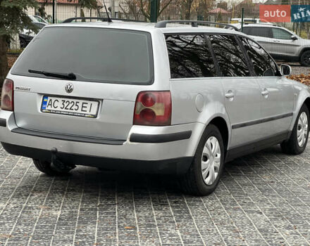 Серый Фольксваген Пассат, объемом двигателя 1.6 л и пробегом 246 тыс. км за 3350 $, фото 20 на Automoto.ua