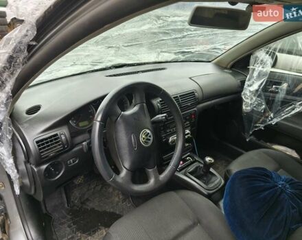 Сірий Фольксваген Пассат, об'ємом двигуна 2 л та пробігом 380 тис. км за 2200 $, фото 5 на Automoto.ua