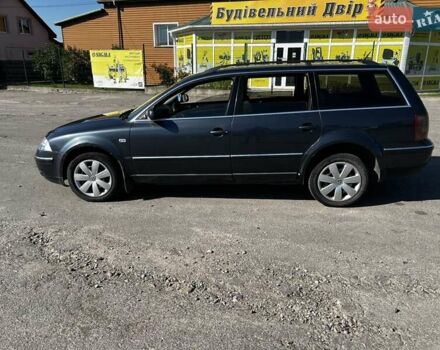 Серый Фольксваген Пассат, объемом двигателя 2.5 л и пробегом 300 тыс. км за 3800 $, фото 8 на Automoto.ua