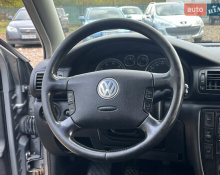 Сірий Фольксваген Пассат, об'ємом двигуна 1.78 л та пробігом 215 тис. км за 5300 $, фото 14 на Automoto.ua