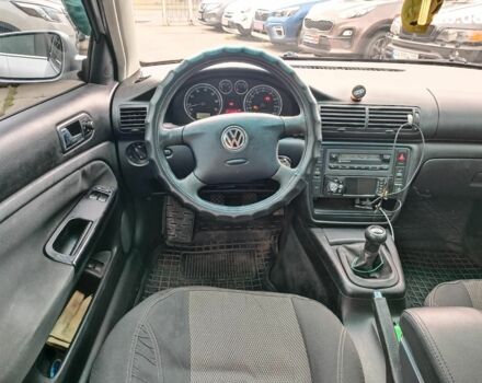 Серый Фольксваген Пассат, объемом двигателя 2 л и пробегом 299 тыс. км за 4690 $, фото 20 на Automoto.ua