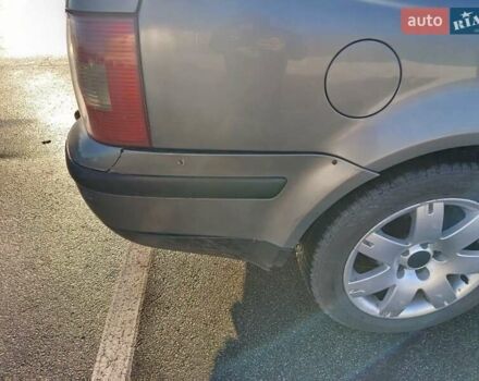 Серый Фольксваген Пассат, объемом двигателя 1.9 л и пробегом 386 тыс. км за 4900 $, фото 9 на Automoto.ua