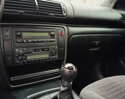 Сірий Фольксваген Пассат, об'ємом двигуна 1.6 л та пробігом 253 тис. км за 4300 $, фото 13 на Automoto.ua