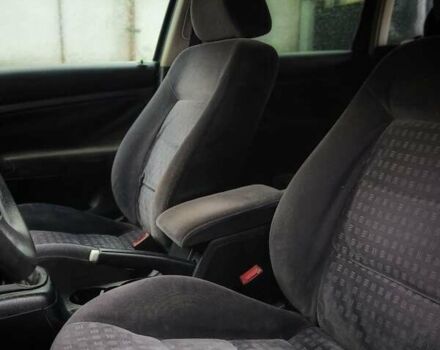 Сірий Фольксваген Пассат, об'ємом двигуна 1.6 л та пробігом 253 тис. км за 4300 $, фото 14 на Automoto.ua