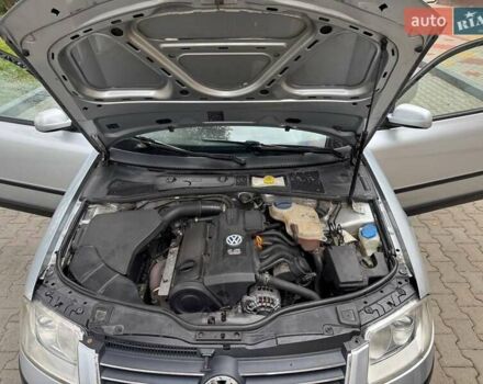 Сірий Фольксваген Пассат, об'ємом двигуна 1.6 л та пробігом 258 тис. км за 4450 $, фото 31 на Automoto.ua