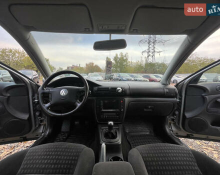 Сірий Фольксваген Пассат, об'ємом двигуна 1.78 л та пробігом 215 тис. км за 5300 $, фото 13 на Automoto.ua