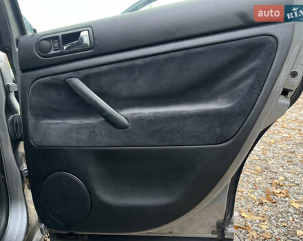 Серый Фольксваген Пассат, объемом двигателя 1.78 л и пробегом 215 тыс. км за 5300 $, фото 17 на Automoto.ua