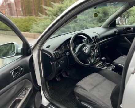 Серый Фольксваген Пассат, объемом двигателя 1.9 л и пробегом 340 тыс. км за 2600 $, фото 2 на Automoto.ua