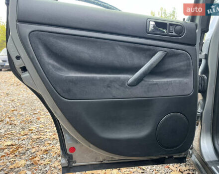 Серый Фольксваген Пассат, объемом двигателя 1.78 л и пробегом 215 тыс. км за 5300 $, фото 15 на Automoto.ua