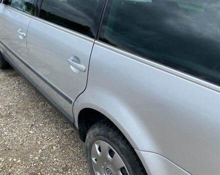 Серый Фольксваген Пассат, объемом двигателя 1.98 л и пробегом 212 тыс. км за 4200 $, фото 2 на Automoto.ua