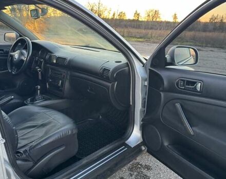 Серый Фольксваген Пассат, объемом двигателя 1.9 л и пробегом 305 тыс. км за 4600 $, фото 10 на Automoto.ua