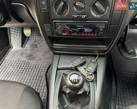 Сірий Фольксваген Пассат, об'ємом двигуна 1.6 л та пробігом 258 тис. км за 4450 $, фото 28 на Automoto.ua