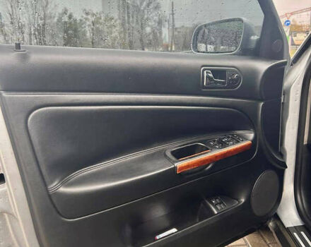 Серый Фольксваген Пассат, объемом двигателя 2.5 л и пробегом 330 тыс. км за 5000 $, фото 6 на Automoto.ua