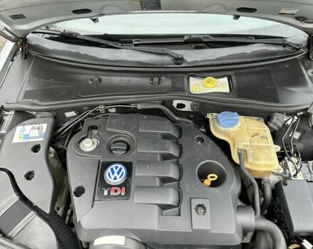 Серый Фольксваген Пассат, объемом двигателя 1.9 л и пробегом 320 тыс. км за 2799 $, фото 17 на Automoto.ua