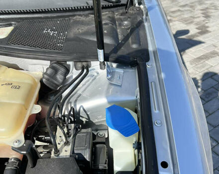 Серый Фольксваген Пассат, объемом двигателя 1.6 л и пробегом 198 тыс. км за 4400 $, фото 14 на Automoto.ua