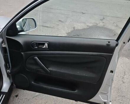 Сірий Фольксваген Пассат, об'ємом двигуна 1.6 л та пробігом 276 тис. км за 5000 $, фото 11 на Automoto.ua