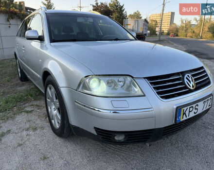Серый Фольксваген Пассат, объемом двигателя 2.5 л и пробегом 280 тыс. км за 2800 $, фото 1 на Automoto.ua