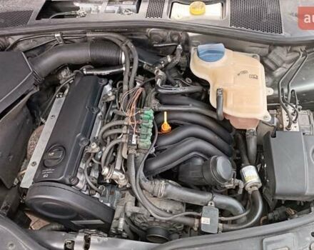 Серый Фольксваген Пассат, объемом двигателя 1.6 л и пробегом 318 тыс. км за 4950 $, фото 2 на Automoto.ua