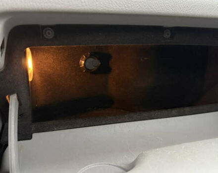 Серый Фольксваген Пассат, объемом двигателя 2 л и пробегом 280 тыс. км за 5400 $, фото 17 на Automoto.ua