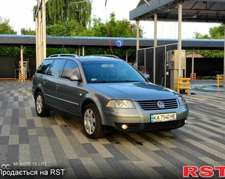 Сірий Фольксваген Пассат, об'ємом двигуна 2.5 л та пробігом 296 тис. км за 3900 $, фото 1 на Automoto.ua