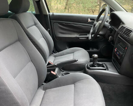 Сірий Фольксваген Пассат, об'ємом двигуна 1.6 л та пробігом 162 тис. км за 4700 $, фото 10 на Automoto.ua