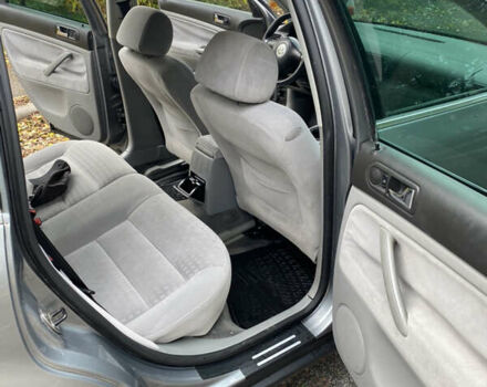 Серый Фольксваген Пассат, объемом двигателя 1.78 л и пробегом 245 тыс. км за 3850 $, фото 15 на Automoto.ua