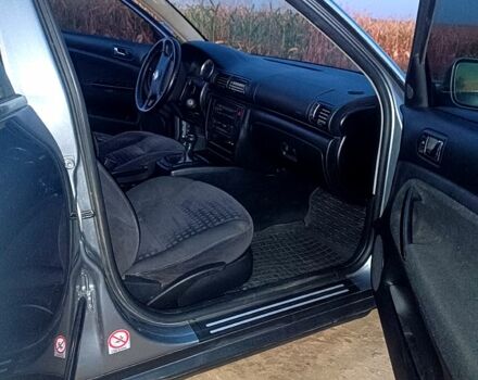 Серый Фольксваген Пассат, объемом двигателя 1.9 л и пробегом 290 тыс. км за 4400 $, фото 8 на Automoto.ua