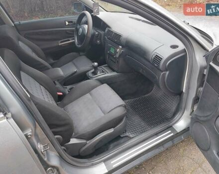 Серый Фольксваген Пассат, объемом двигателя 1.9 л и пробегом 450 тыс. км за 3950 $, фото 30 на Automoto.ua