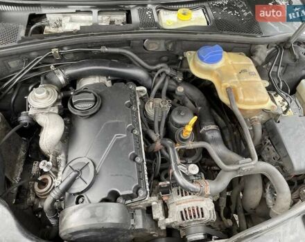 Сірий Фольксваген Пассат, об'ємом двигуна 1.9 л та пробігом 300 тис. км за 2300 $, фото 9 на Automoto.ua