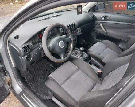 Серый Фольксваген Пассат, объемом двигателя 1.9 л и пробегом 450 тыс. км за 3950 $, фото 46 на Automoto.ua