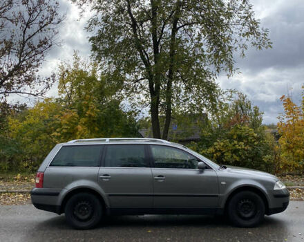 Серый Фольксваген Пассат, объемом двигателя 1.78 л и пробегом 245 тыс. км за 3850 $, фото 7 на Automoto.ua