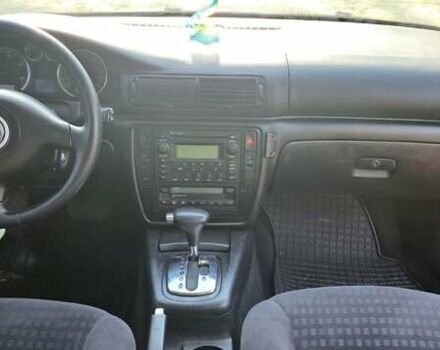 Серый Фольксваген Пассат, объемом двигателя 2.5 л и пробегом 298 тыс. км за 3999 $, фото 10 на Automoto.ua